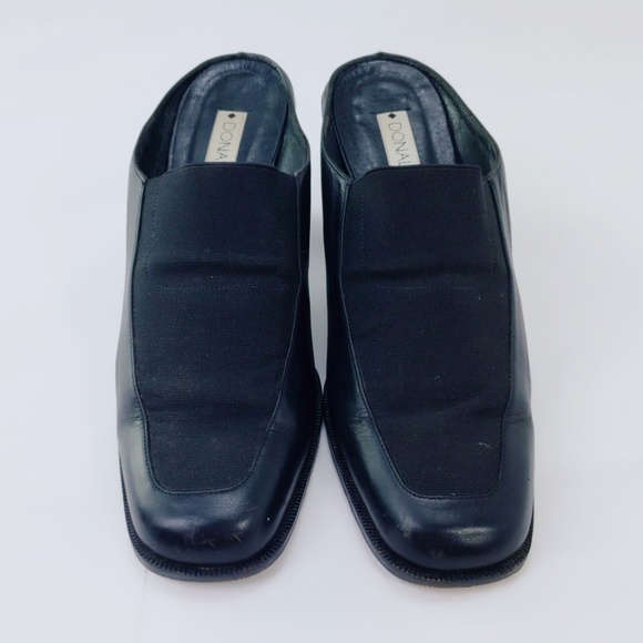 Donald J Pliner Clogs - Picture 3 of 6